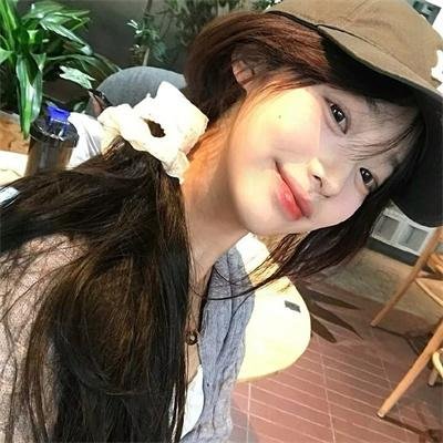 宠物粉红鹅卵石